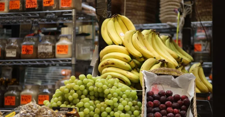 découvrez notre sélection variée de fruits frais et savoureux, parfaits pour une alimentation saine et équilibrée.
